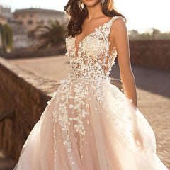 Plus Size Elegant Lace Deep V-Neck Wedding Dress