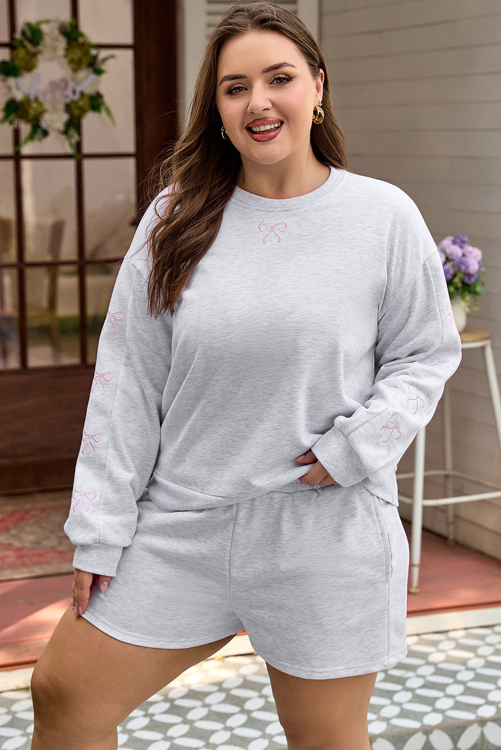 Plus Size Bow Embroidered Puff Sleeve Shorts Set