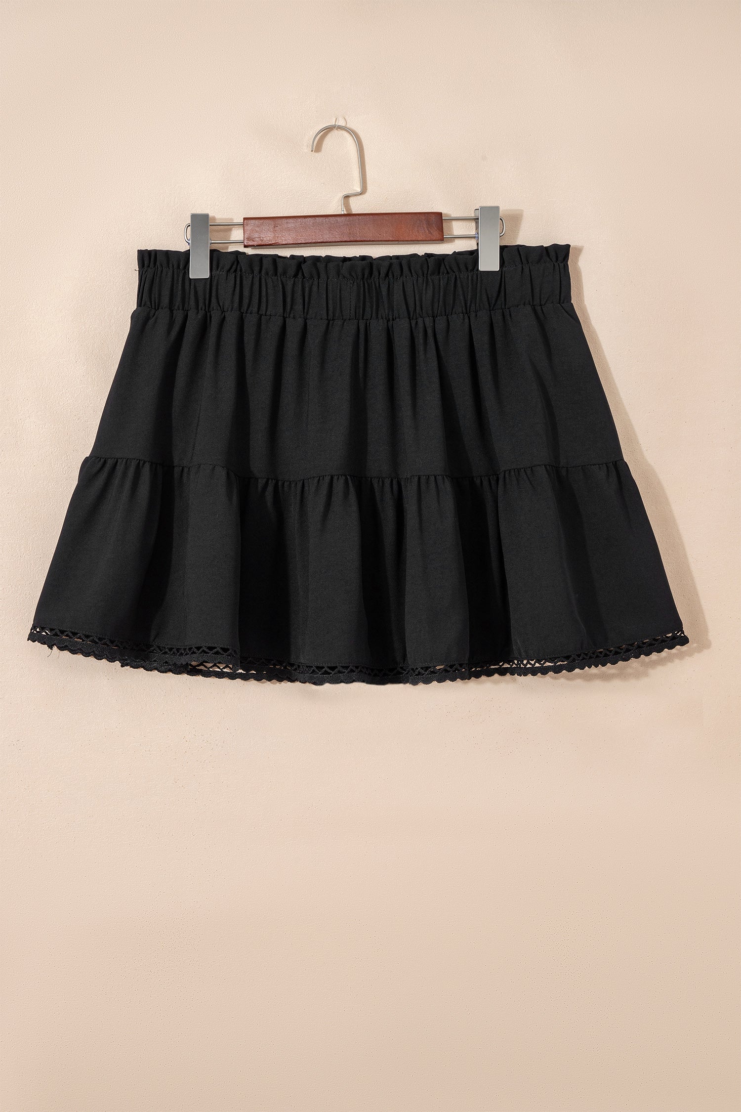 Plus Size Frilled Elastic Waist Lace Trim Boho Shorts