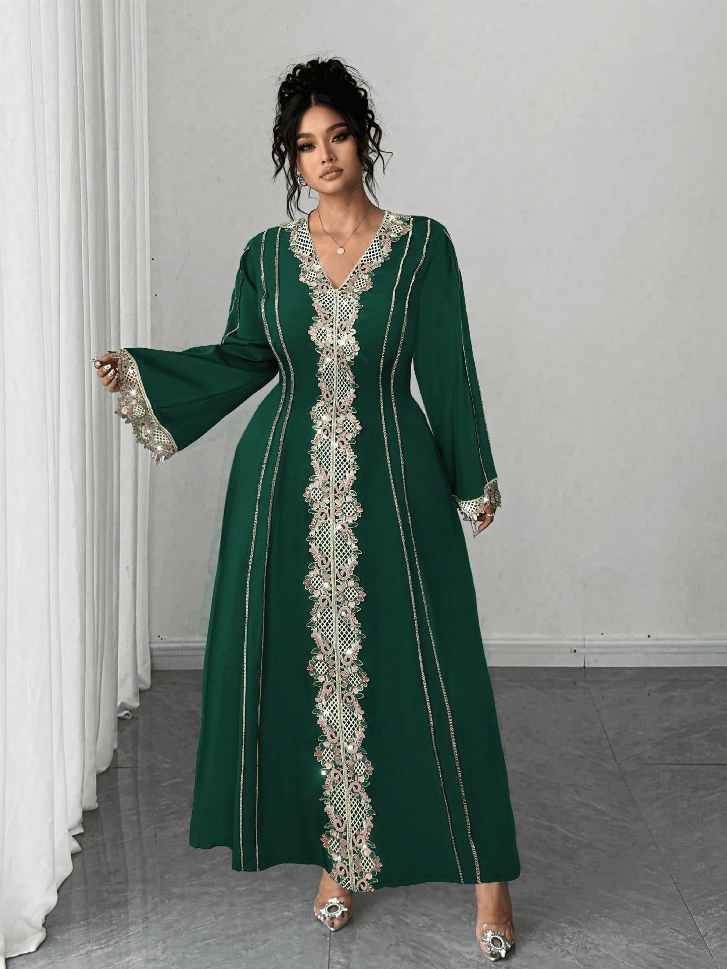 Plus Size Elegant Vintage Lace Maxi Dress