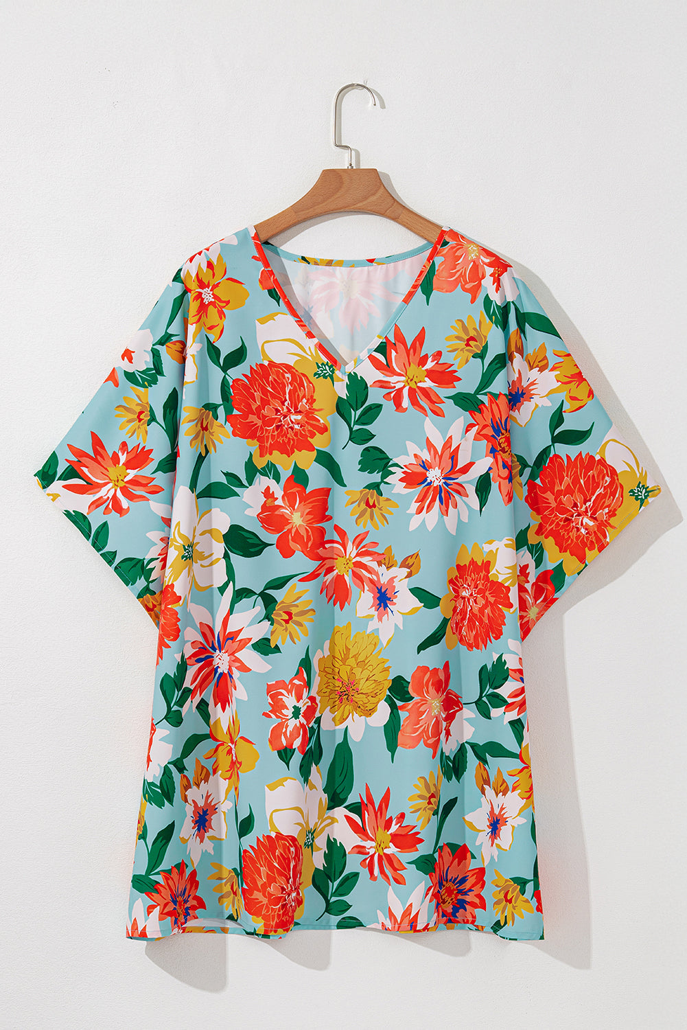 Plus Size Floral V-Neck Batwing Blouse