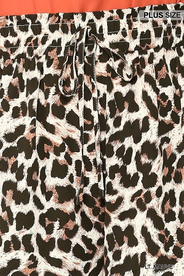 Plus Size Leopard Printed Shorts