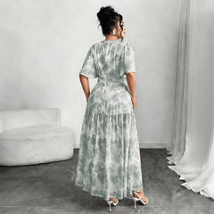 Plus Size Literary Retro Floral Dress