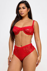 Plus Size Lace Lingerie Set