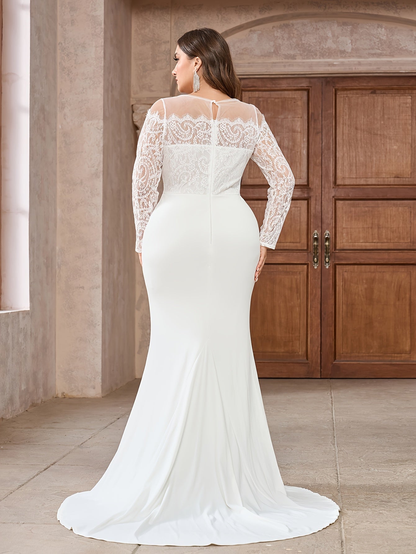 Plus Size Elegant Bridal Gown