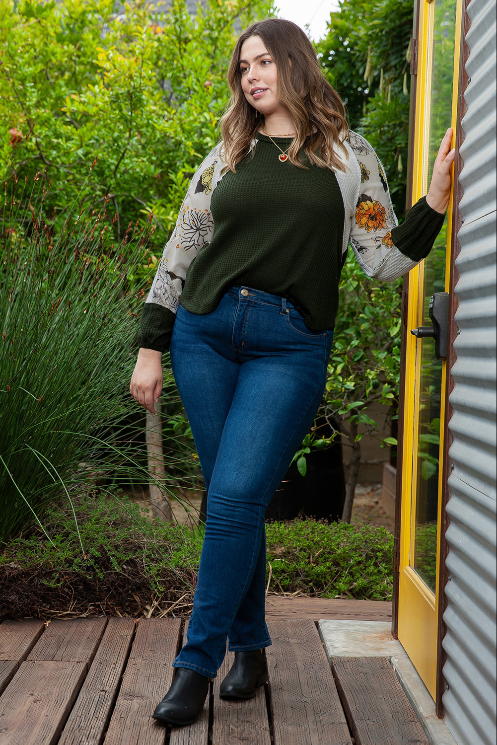 Plus Size Floral Raglan Colorblock Blouse