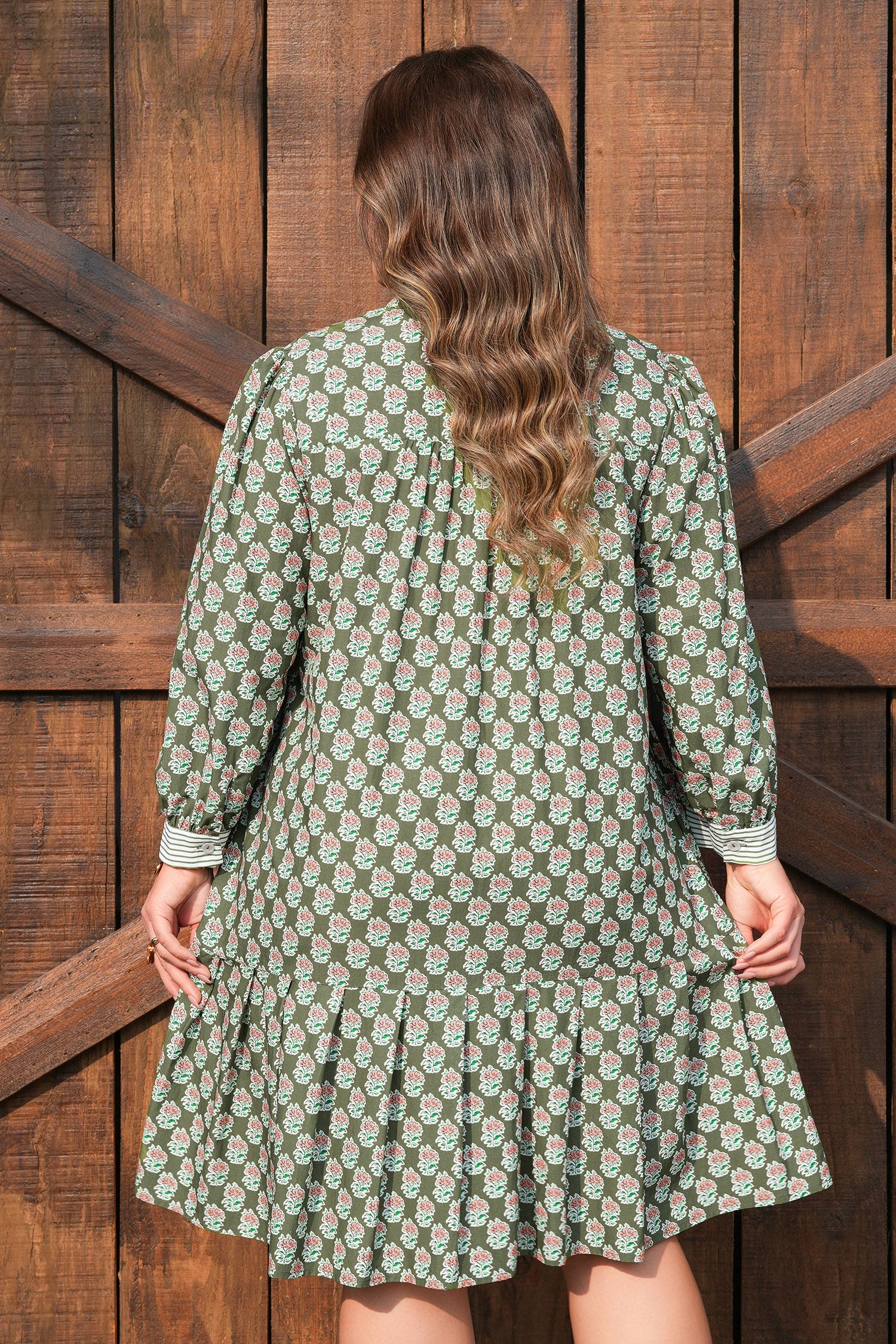 Plus Size Frilled Collar Floral Dress