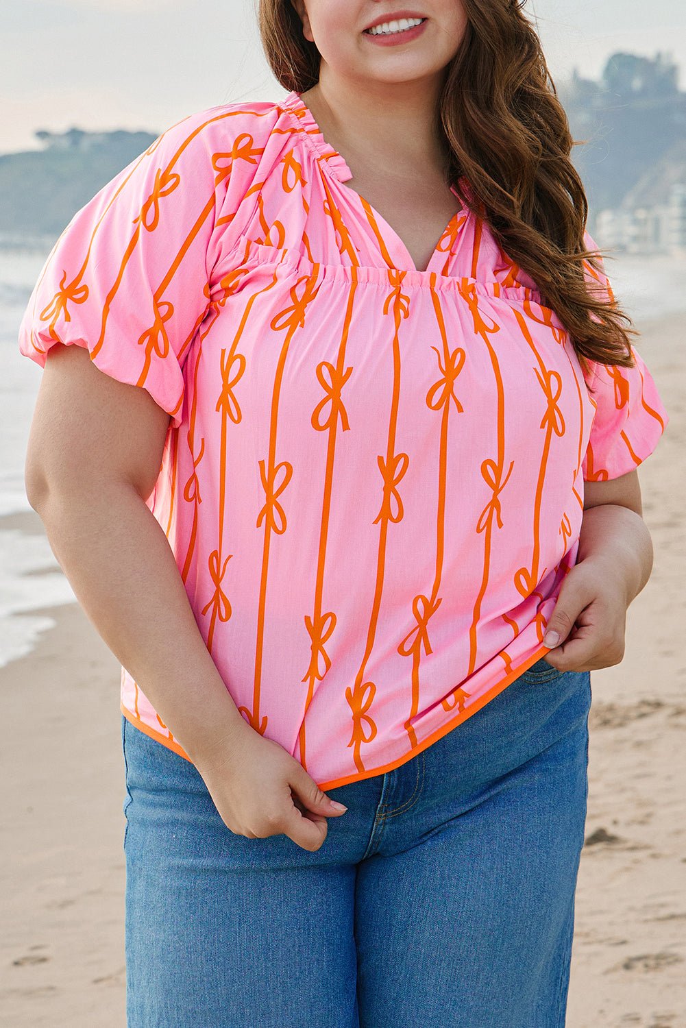 Plus Size Bowknot Print Shirred V Neck Puff Sleeve Blouse