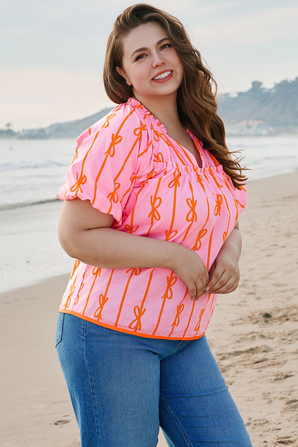 Plus Size Bowknot Print Shirred V Neck Puff Sleeve Blouse